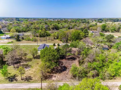 1126 Luzon St, Tool, TX 75143 photo 4