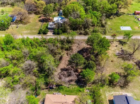 1126 Luzon St, Tool, TX 75143 photo 8