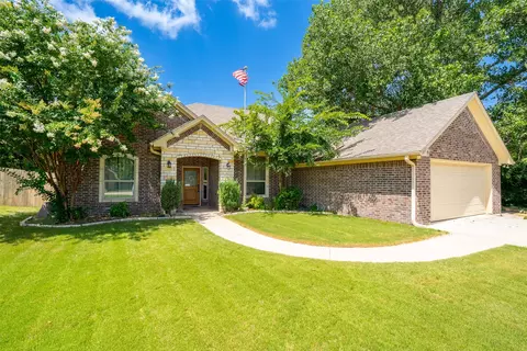 712 Spring Meadow St, Stephenville, TX 76401