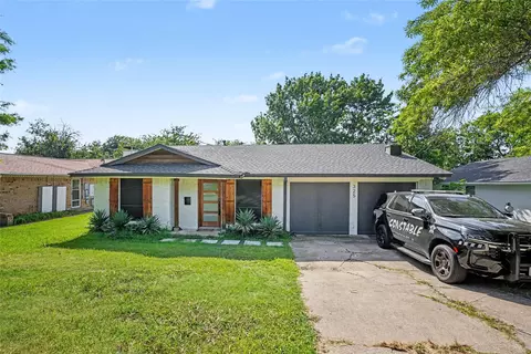 325 Clary Dr, Mesquite, TX 75149