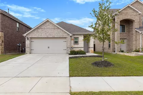 3916 Oak Creek Cir, Denison, TX 75020
