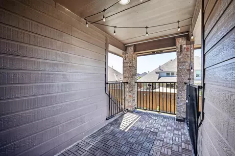 Exterior - 560 Featherstone Ln, Prosper, TX 75078 photo 3 of 3