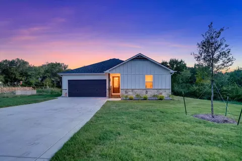 7007 Clarke Dr, Lake Worth, TX 76135