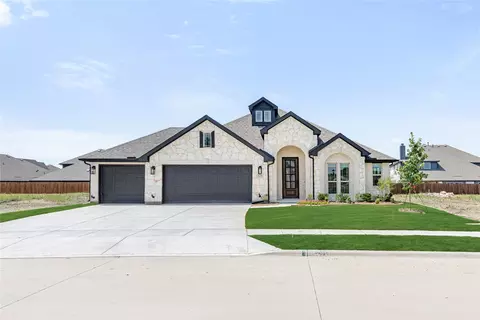 325 London Dr, Lavon, TX 75166