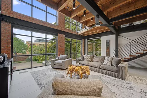 2967 Magnolia Hill Ct, Dallas, TX 75201