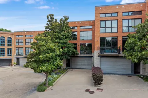 2967 Magnolia Hill Ct, Dallas, TX 75201