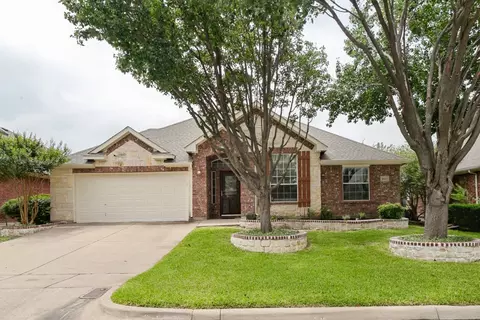 5513 Post Ridge Dr, Fort Worth, TX 76123