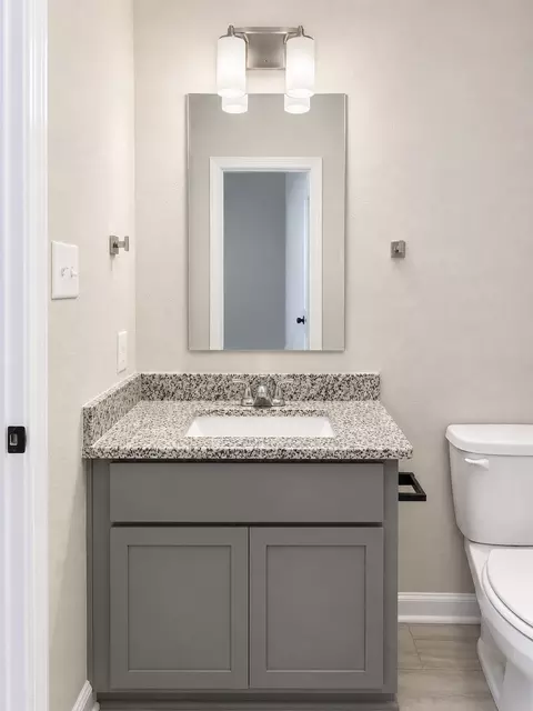 Bath - 11501 Ullrich Ct, Lorena, TX 76655 photo 2 of 8