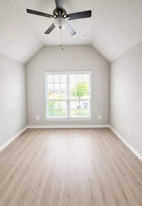 Bedroom - 11501 Ullrich Ct, Lorena, TX 76655 photo 2 of 3