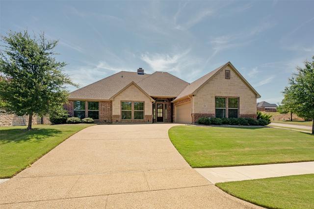 11049 Hawkins Home Blvd, Benbrook, TX 76126