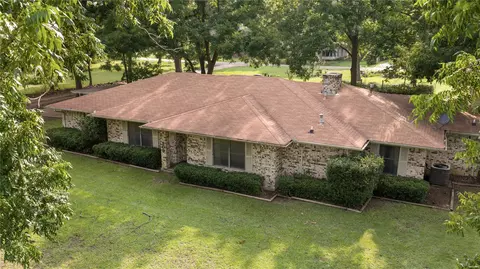 209 N Harrison St, Roxton, TX 75477