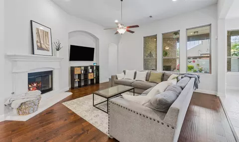 Living - 1509 9th St, Argyle, TX 76226 photo 2 of 4