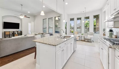 Kitchen - 1509 9th St, Argyle, TX 76226 photo 5 of 6