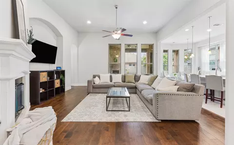Living - 1509 9th St, Argyle, TX 76226 photo 3 of 4