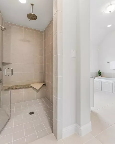 Bath - 1509 9th St, Argyle, TX 76226 photo 6 of 6