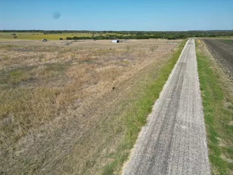 3809 County Road 384, Bartlett, TX 76511 photo 11