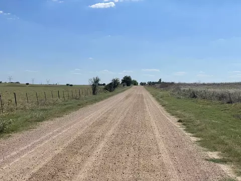 3809 County Road 384, Bartlett, TX 76511 photo 24
