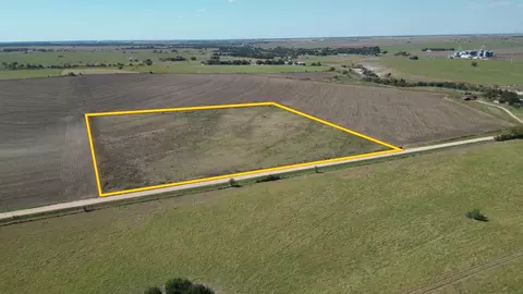 3809 County Road 384, Bartlett, TX 76511 photo 3