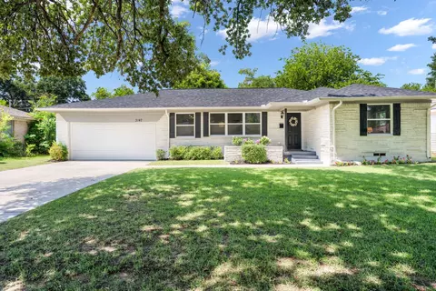3147 Newcastle Dr, Dallas, TX 75220