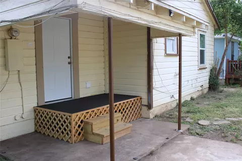 Exterior - 3732 N 23rd St, Waco, TX 76708 photo 2 of 4