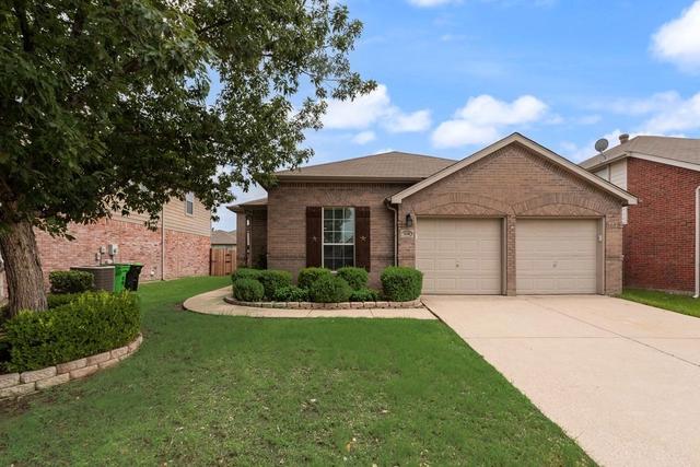 1234 Mallard Crk, Aubrey, TX 76227
