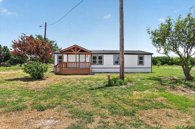 8020 S Prairie Hill St, Alvarado, TX 76009