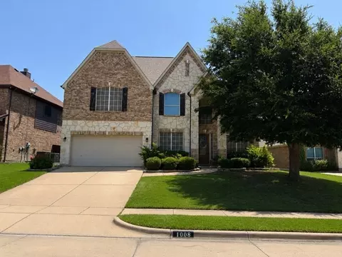 1008 Linden Dr, Burleson, TX 76028