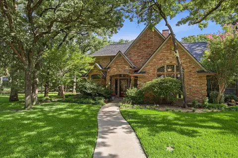 3379 Forest Glen Dr, Corinth, TX 76210