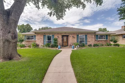 7419 Authon Dr, Dallas, TX 75248