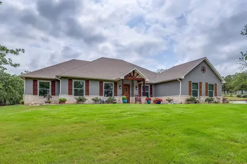 132 Miller Creek Lake Rd, Paradise, TX 76073