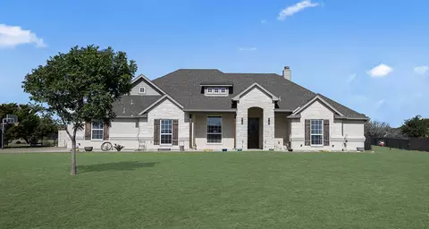120 Lone Star Way, Godley, TX 76044