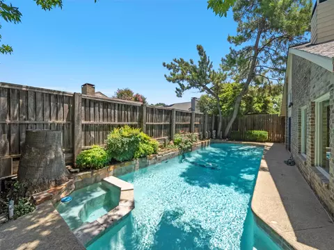 Exterior - 4101 Rush Cir, Addison, TX 75001 photo 5 of 13