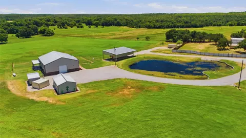 899 Bennett Rd, Millsap, TX 76066