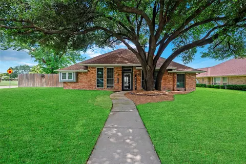 2341 Tamarisk Ln, Plano, TX 75023