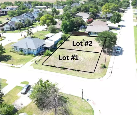 212 N Walnut St # 1, Roanoke, TX 76262