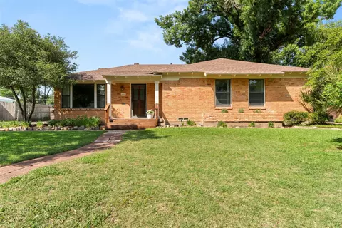 1812 Arrow Ln, Garland, TX 75042