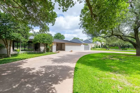 1760 River Oaks Rd, Abilene, TX 79605