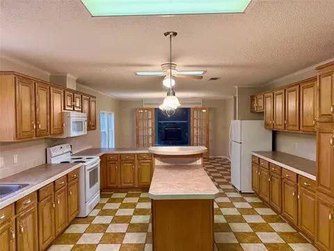 101 E Pointe Dr, Benton, LA 71006 photo 7