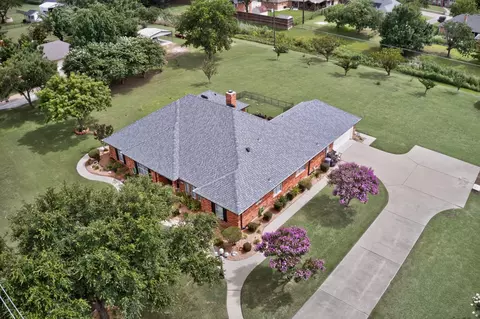 611 N Fm 740, Forney, TX 75126