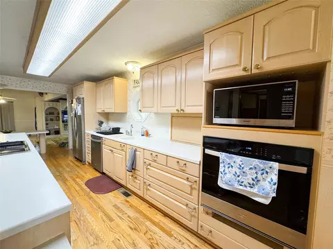 Kitchen - 703 N Avenue E, Haskell, TX 79521 photo 2 of 3