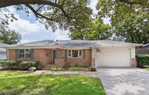 306 S Lois Ln, Richardson, TX 75081