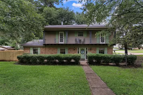 9520 Baird Rd, Shreveport, LA 71118