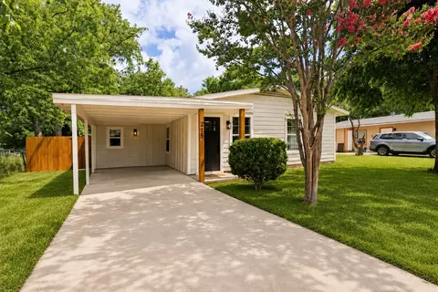 215 Loma Dr, Garland, TX 75040