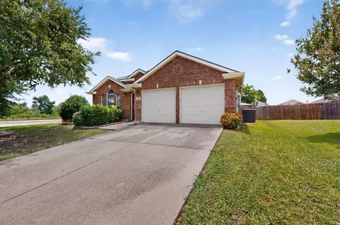 101 Wandering Dr, Forney, TX 75126