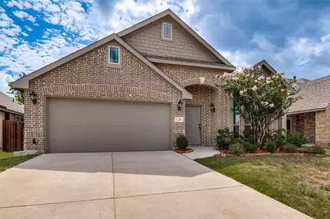 126 Martinique Dr, Lancaster, TX 75146