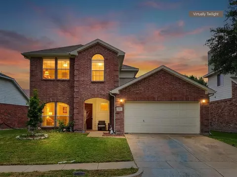 1003 Fredonia Dr, Forney, TX 75126