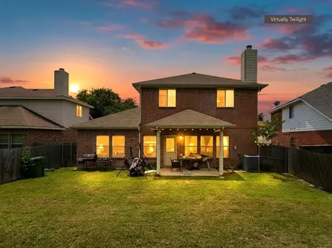 1003 Fredonia Dr, Forney, TX 75126