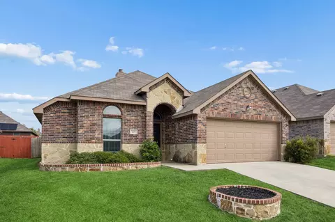 405 Rodger St, Wilmer, TX 75172