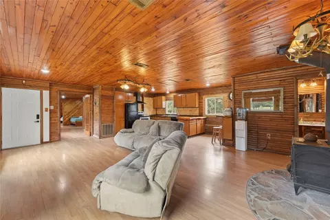 19331 Allen Ranch Rd, Eustace, TX 75124