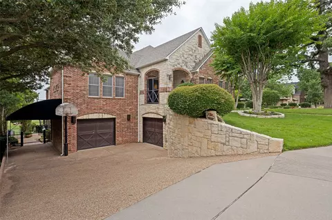 1634 Oak Ridge Dr, Corinth, TX 76210